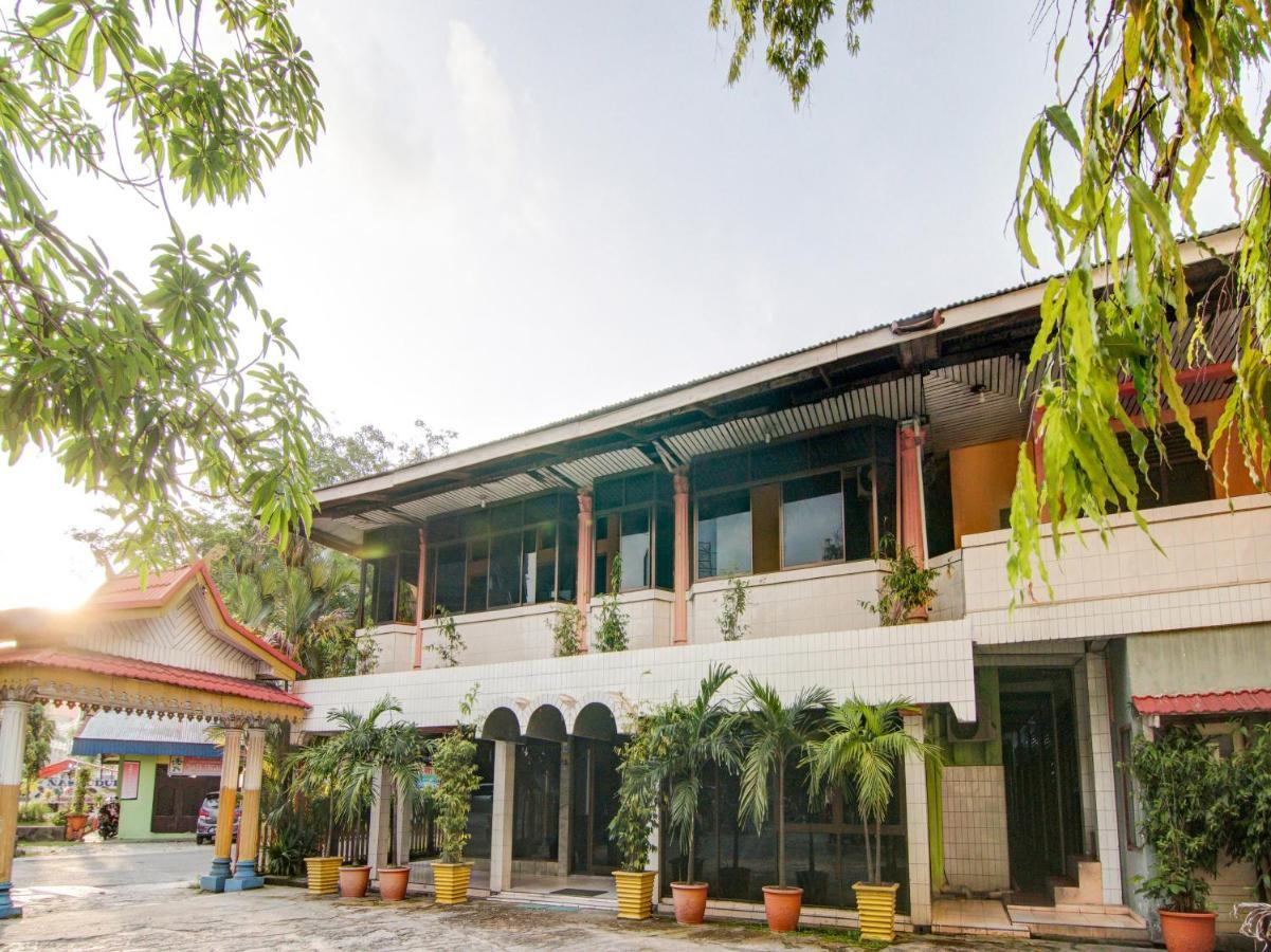 Oyo 2690 Hotel Tampan Pakanbaru Exteriör bild