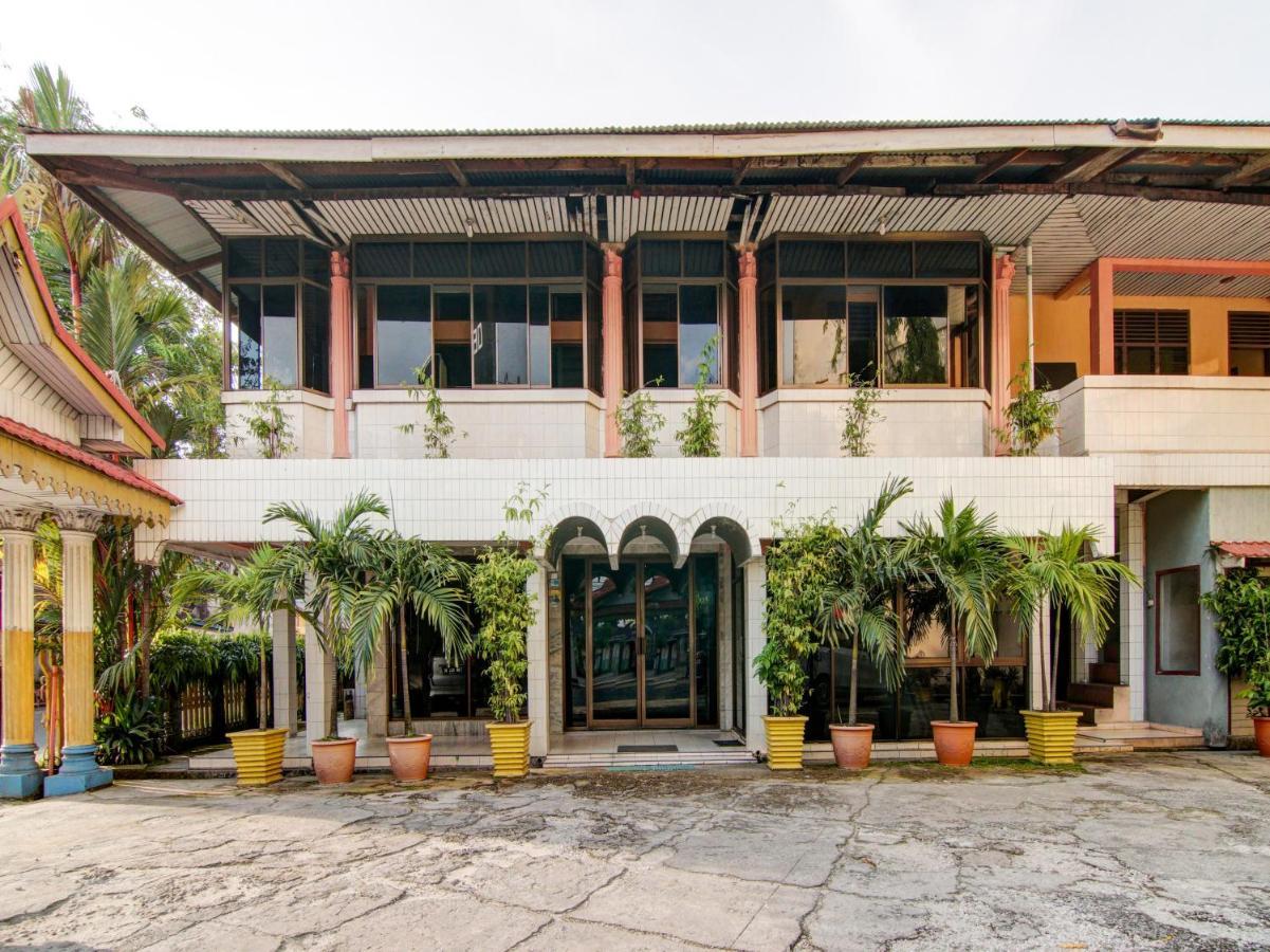 Oyo 2690 Hotel Tampan Pakanbaru Exteriör bild