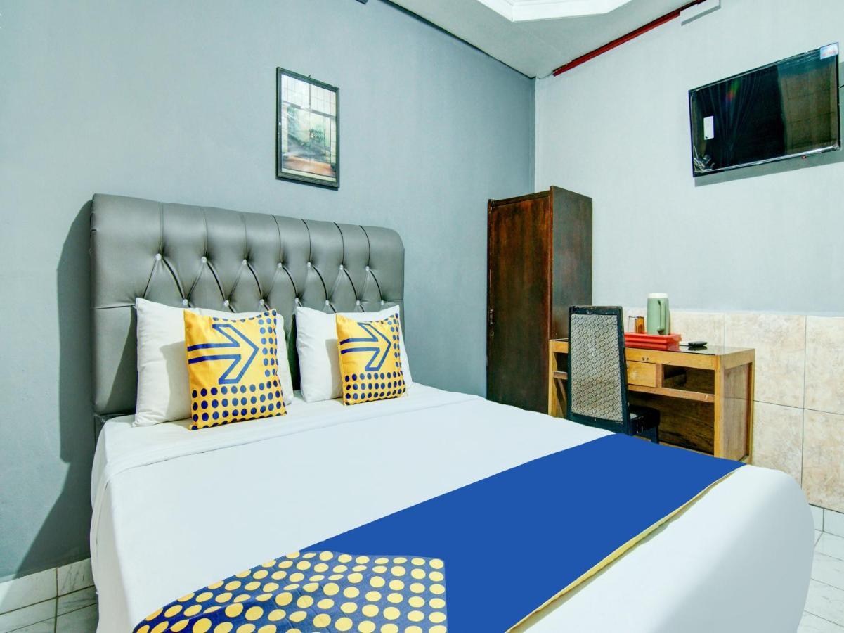 Oyo 2690 Hotel Tampan Pakanbaru Exteriör bild