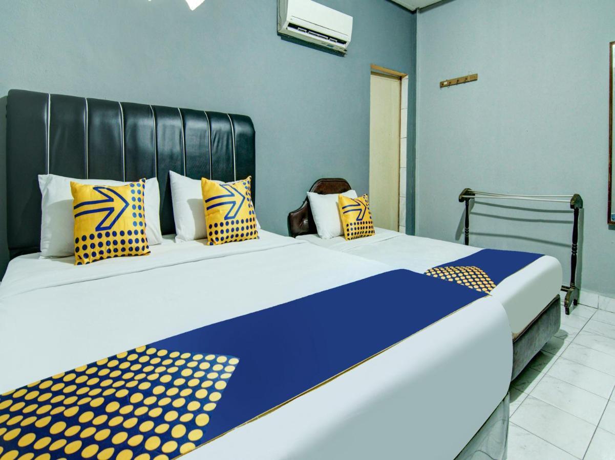 Oyo 2690 Hotel Tampan Pakanbaru Exteriör bild