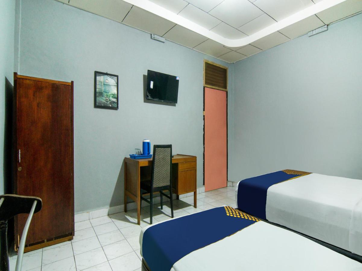 Oyo 2690 Hotel Tampan Pakanbaru Exteriör bild